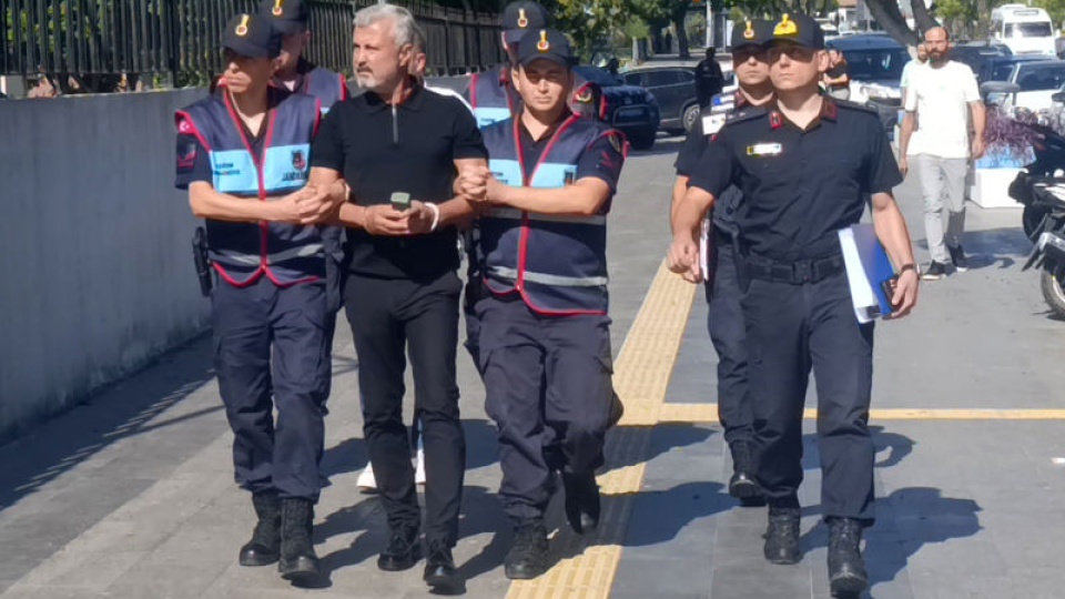 Manavgat Belediyesi'nde 12 tutuklama