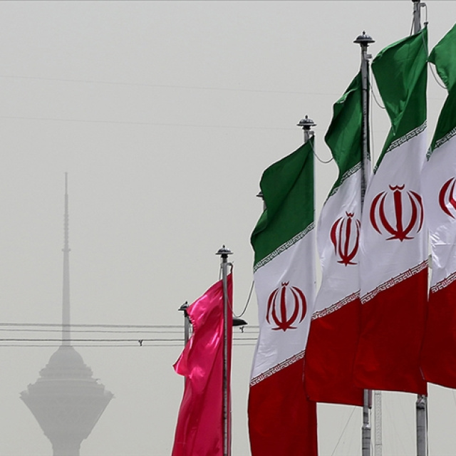 İran, Pehlevi yanlısı 54 kişiyi gözaltına aldı