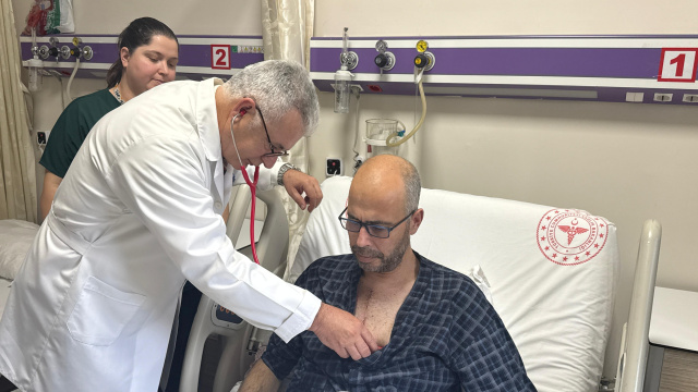 Kalbin tüm dokusuna 20 doktorla müdahale!