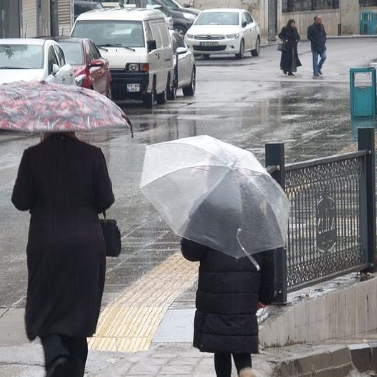 İçişleri Bakanlığı'ndan 'sağanak' ve 'fırtına' uyarısı
