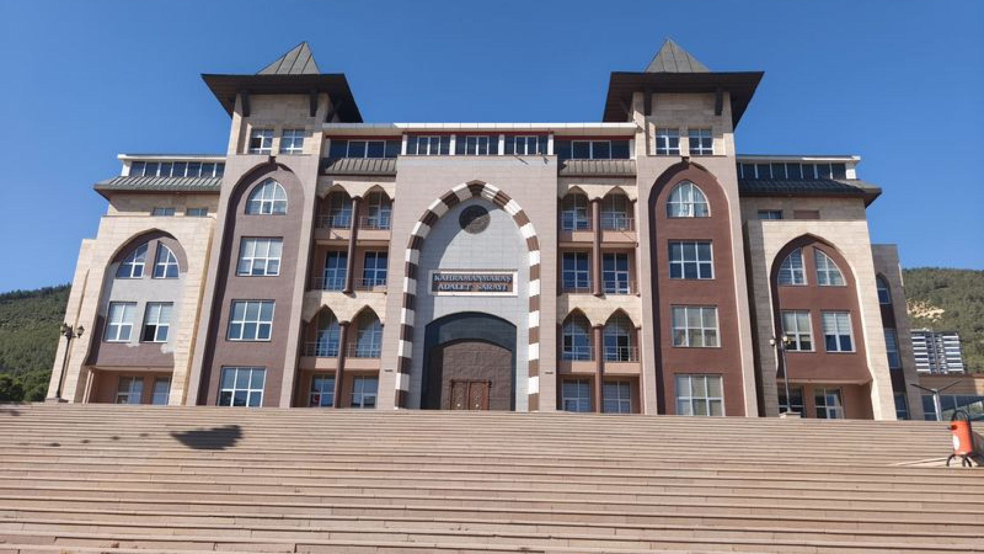 876 Yıl Hapis İstemiyle Yargılanan Firari Deprem Sanığı, 250 Gün Sonra Muğla'da Yakalandı