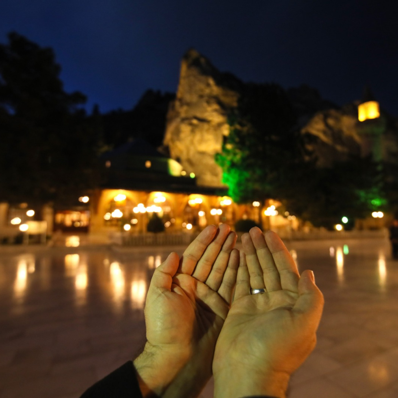 Adetliyken Kadir Gecesi’nde nasıl ibadet edilir?