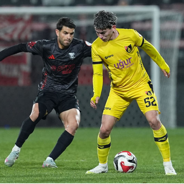 İstanbul'da puanlar paylaşıldı!