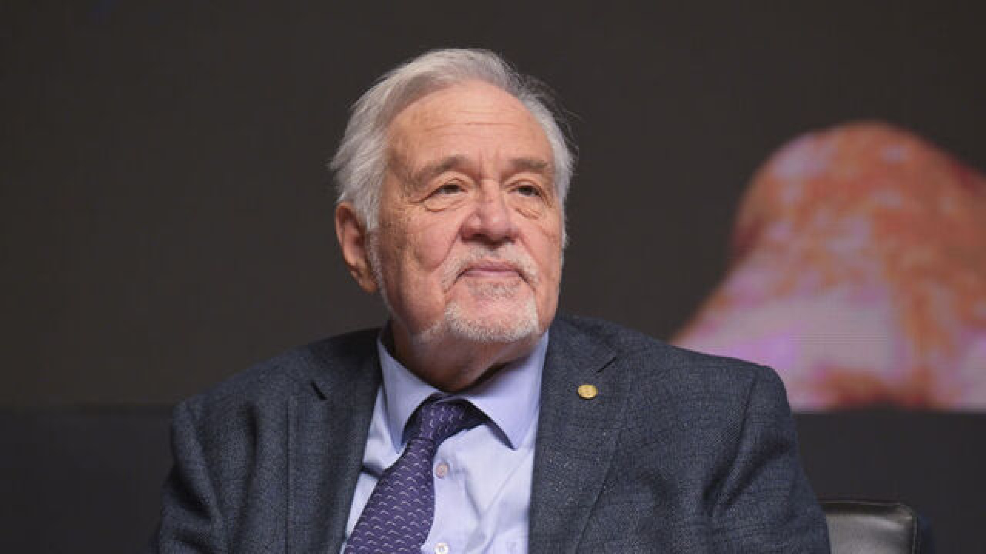 İlber Ortaylı'nın hangi kitabı ne anlatıyor? Bilgiye adanmış bir ömür... İşte Prof. Dr. İlber Ortaylı'nın en dikkat çeken kitapları!