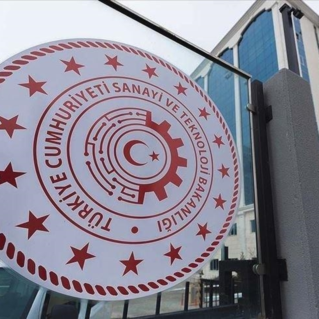 Bakanlık, Antarktika'daki bilim insanlarını açıkladı