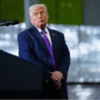 Trump: Eğlence olsun diye birkaç kez daha vurabiliriz