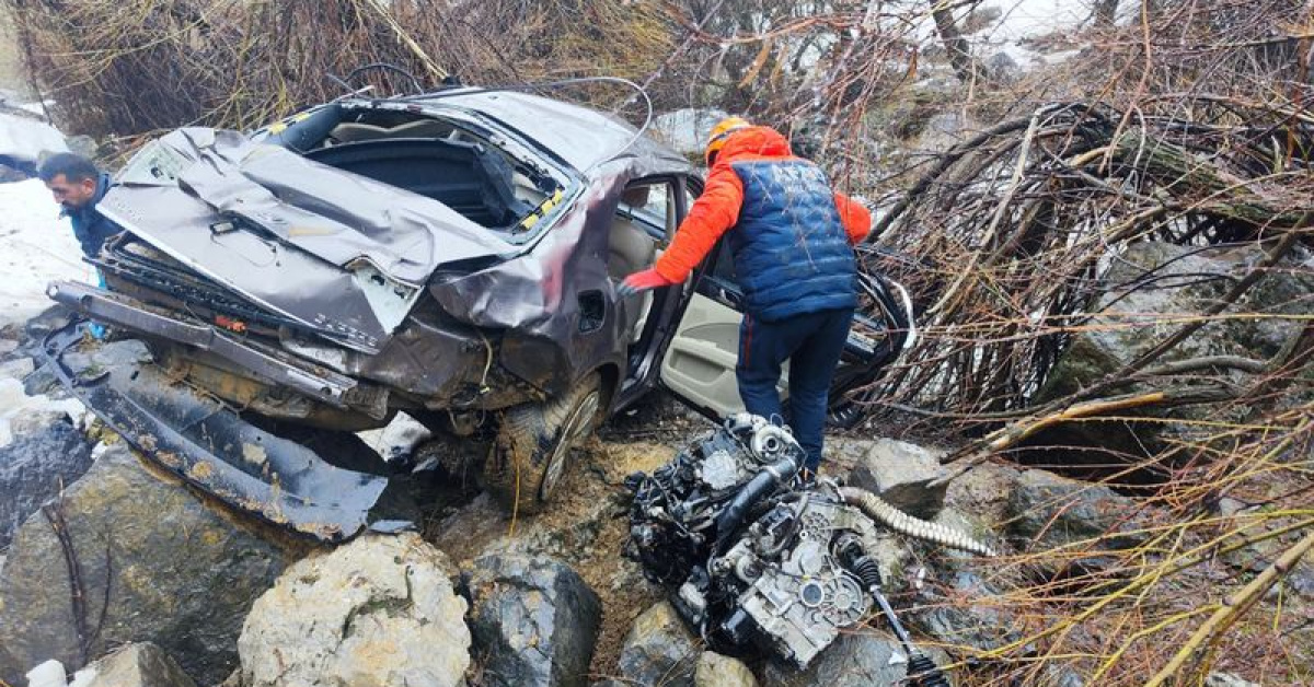Hakkari Otomobil Kaza Sonucu Sürücü Ölümü