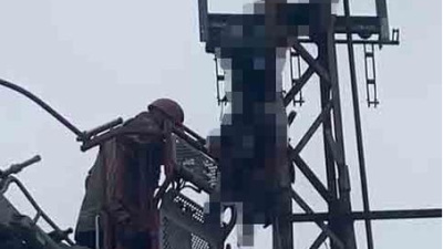 Hırsızlık için çıktığı direkte öldü