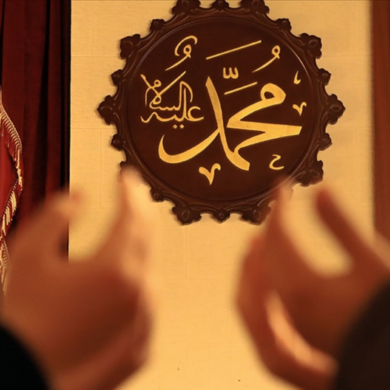 Kadir Gecesi'nde abdestsiz zikir çekilir mi?