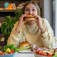 Sofrada kimse size yetişemiyorsa dikkat!