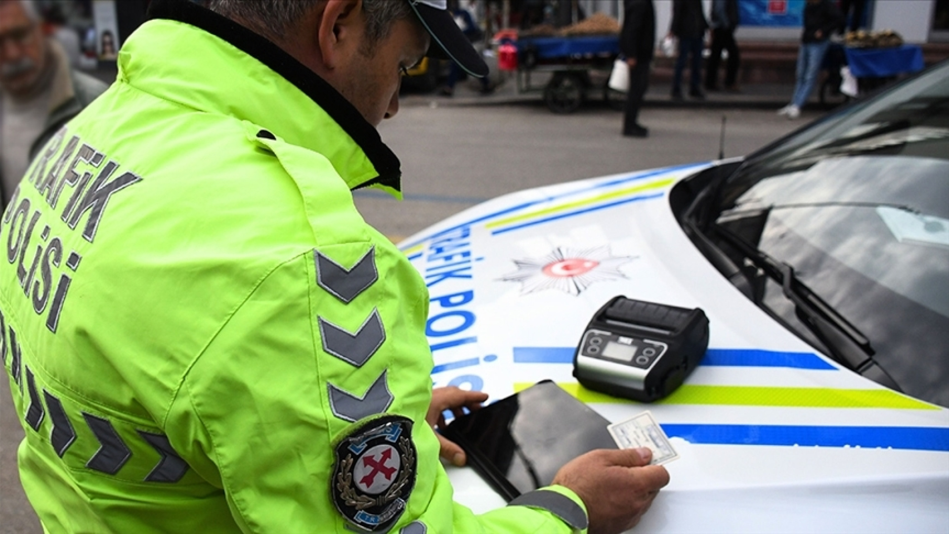 Trafik cezası tutanaklarından 127 bin kaçak işçi yakalandı - Sosyal Güvenlik Haberleri