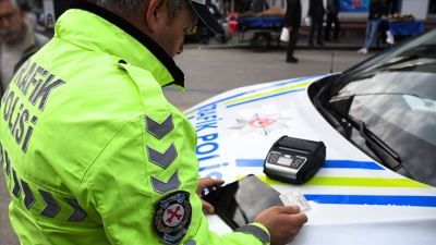 127 bin kaçak işçi trafikte yakalandı