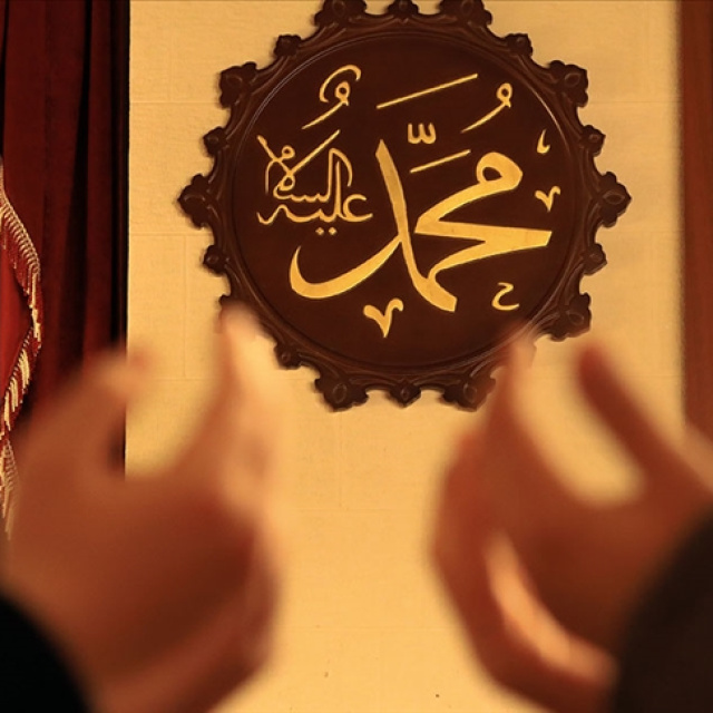 Kadir Gecesi'nde abdestsiz zikir çekilir mi?