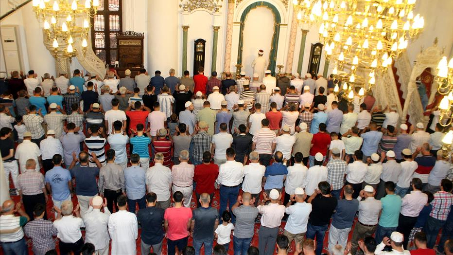 Sivas bayram namazı saati: 20 Mart 2026 Cuma günü Sivas'ta Ramazan Bayramı namaz vakti ne zaman, bayram namazı saat kaçta kılınacak?