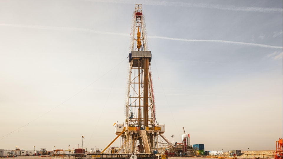 Saldırılar nedeniyle petrol ve doğalgaz üretimi durdu