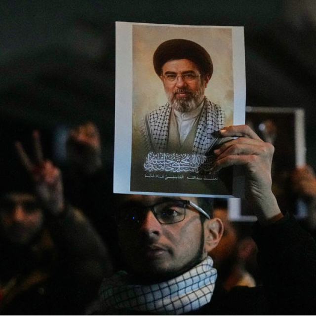 Hamaney Rusya'ya mı gitti?