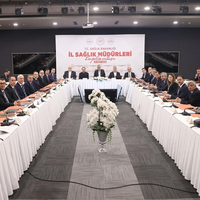 Bakan Memişoğlu, 81 ilin sağlık müdürleriyle bir araya geldi