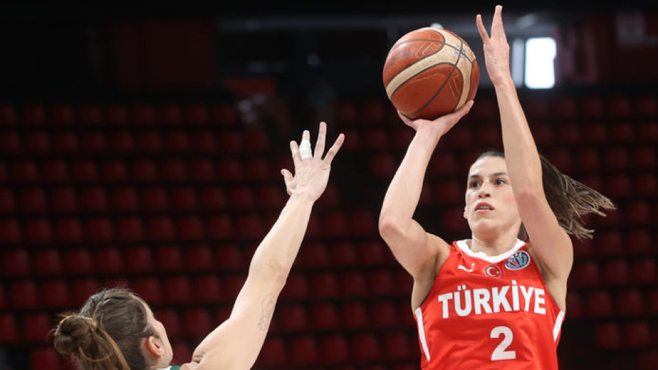 Periler'in rakibi Macaristan