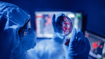 İngiliz üniversitesinde menenjit salgını! 2 kişi öldü