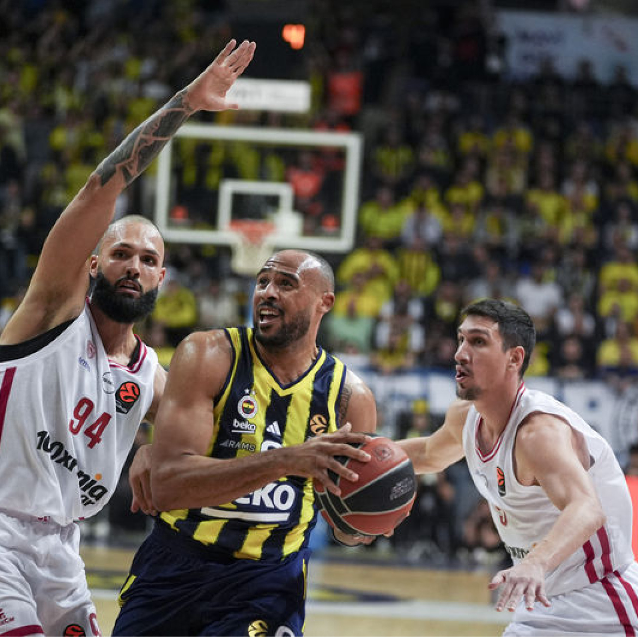 F.Bahçe, Olympiakos deplasmanında!