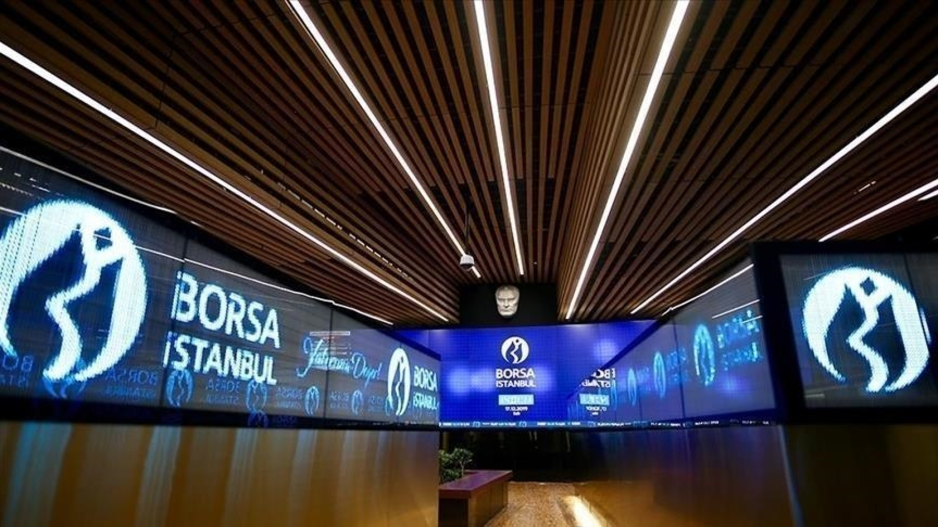 Borsa Günü Düşüşle Kapattı: BIST 100 Endeksi Yüzde 1,04 Geriledi