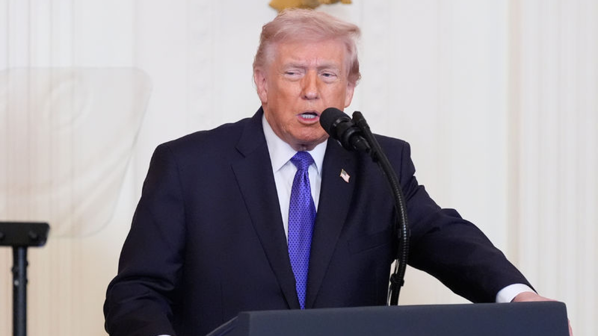Trump'tan Hürmüz Boğazı Açıklaması: 'Birçok Ülke Yolda, Bazıları İstekli Değil'
