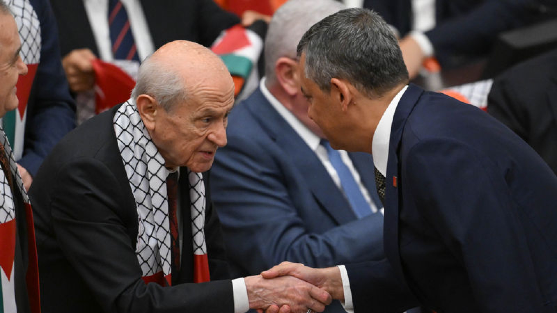 Bahçeli, Özgür Özel ile görüştü | Son dakika haberleri