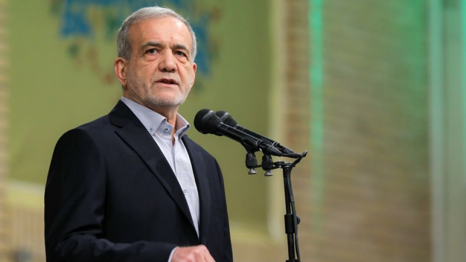 Pezeşkiyan: İran zorbalara teslim olmayacak