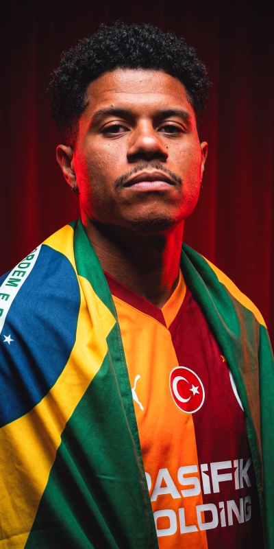 Galatasaray'dan Sara'ya tebrik!