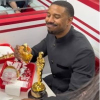 Oscar kutlamasını hamburgercide yaptı