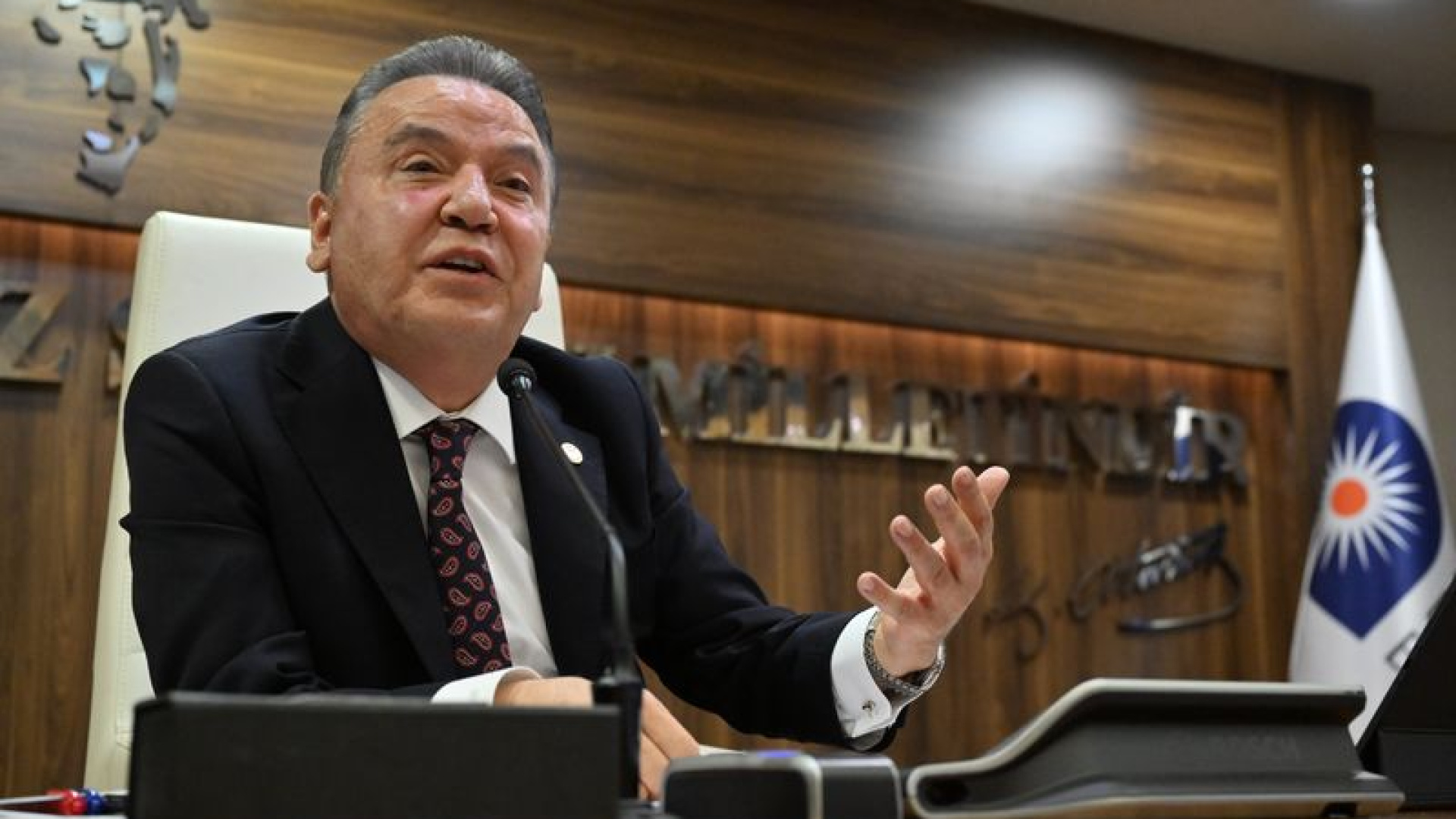 Antalya Büyükşehir Belediyesi Rüşvet Davası İkinci Gününde: 41 Sanık Yargılanıyor