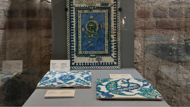 İki İznik çinisi yeniden Türkiye’de