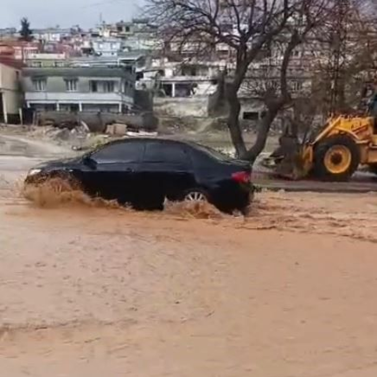 Gaziantep'te yollar göle döndü