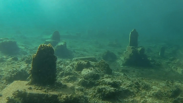 Su altındaki 2 bin 400 yıllık tarih görüntülendi