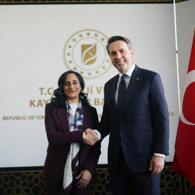 Bakan Bayraktar, Kanada Dışişleri Bakanı ile görüştü