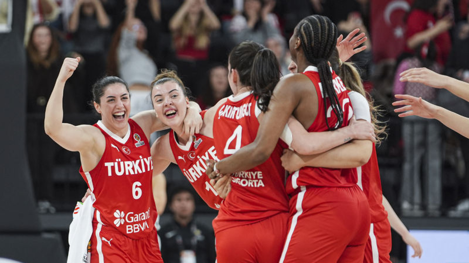 Potanın Perileri Dünya Kupası'na Katılmayı Garantiledi!