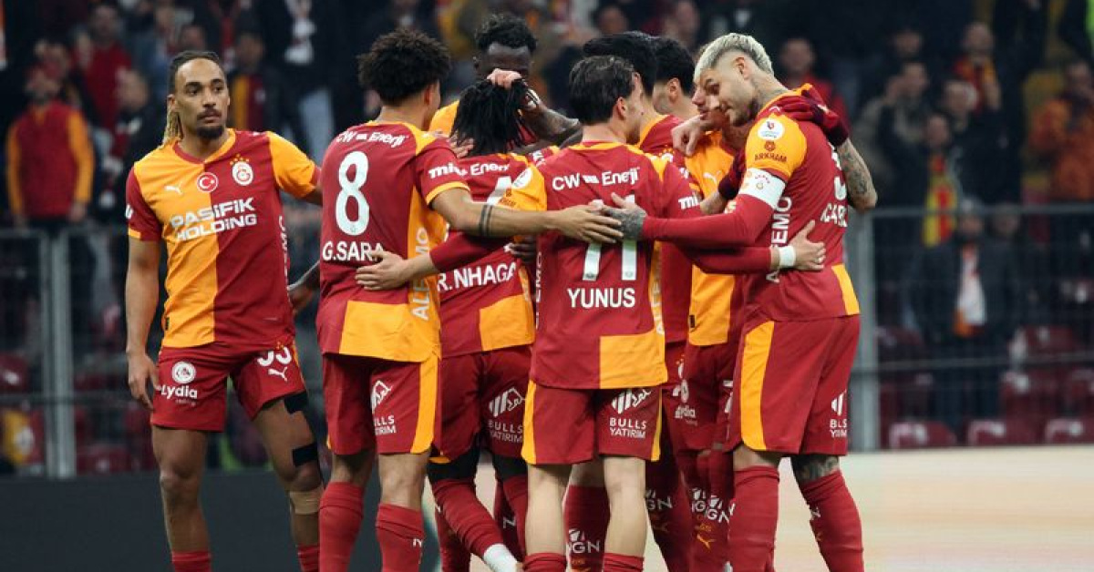Galatasaray'ın Liverpool maçı kamp kadrosu açıklandı! - Futbol Haberle