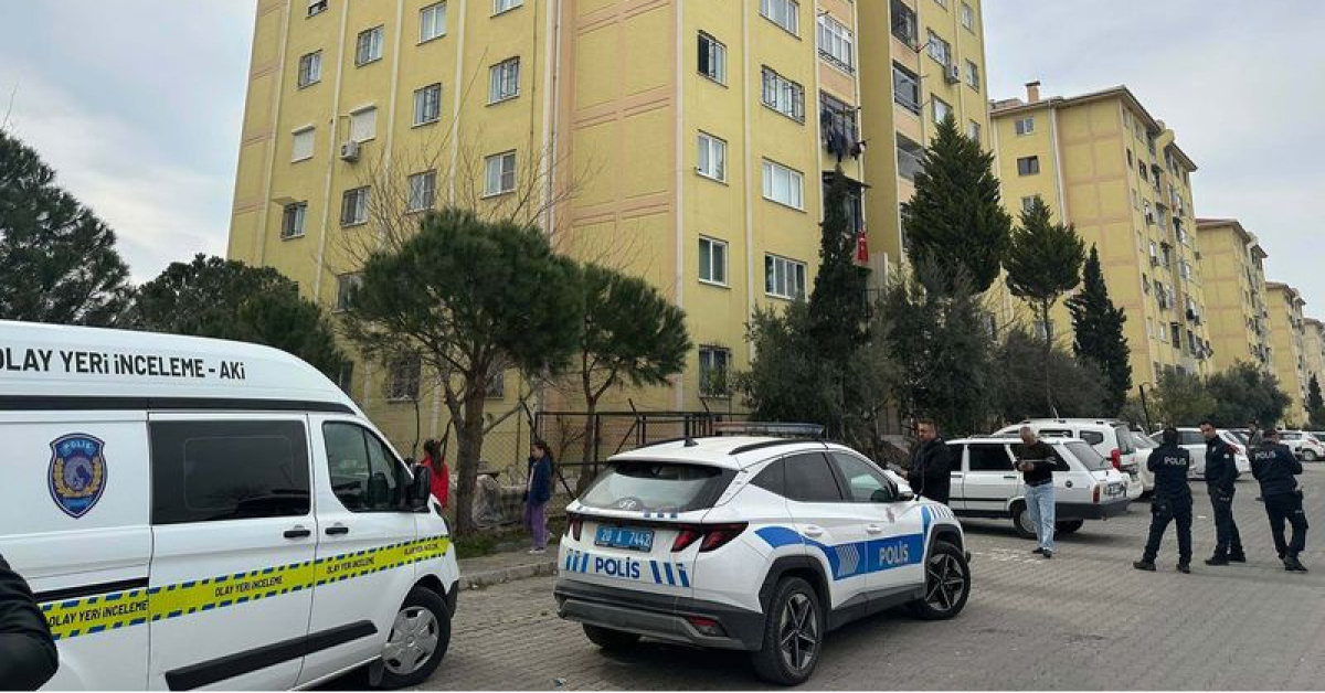 3 yaşındaki Tuğra, 6'ncı kattan düşüp ağır yaralandı | Son dakika habe