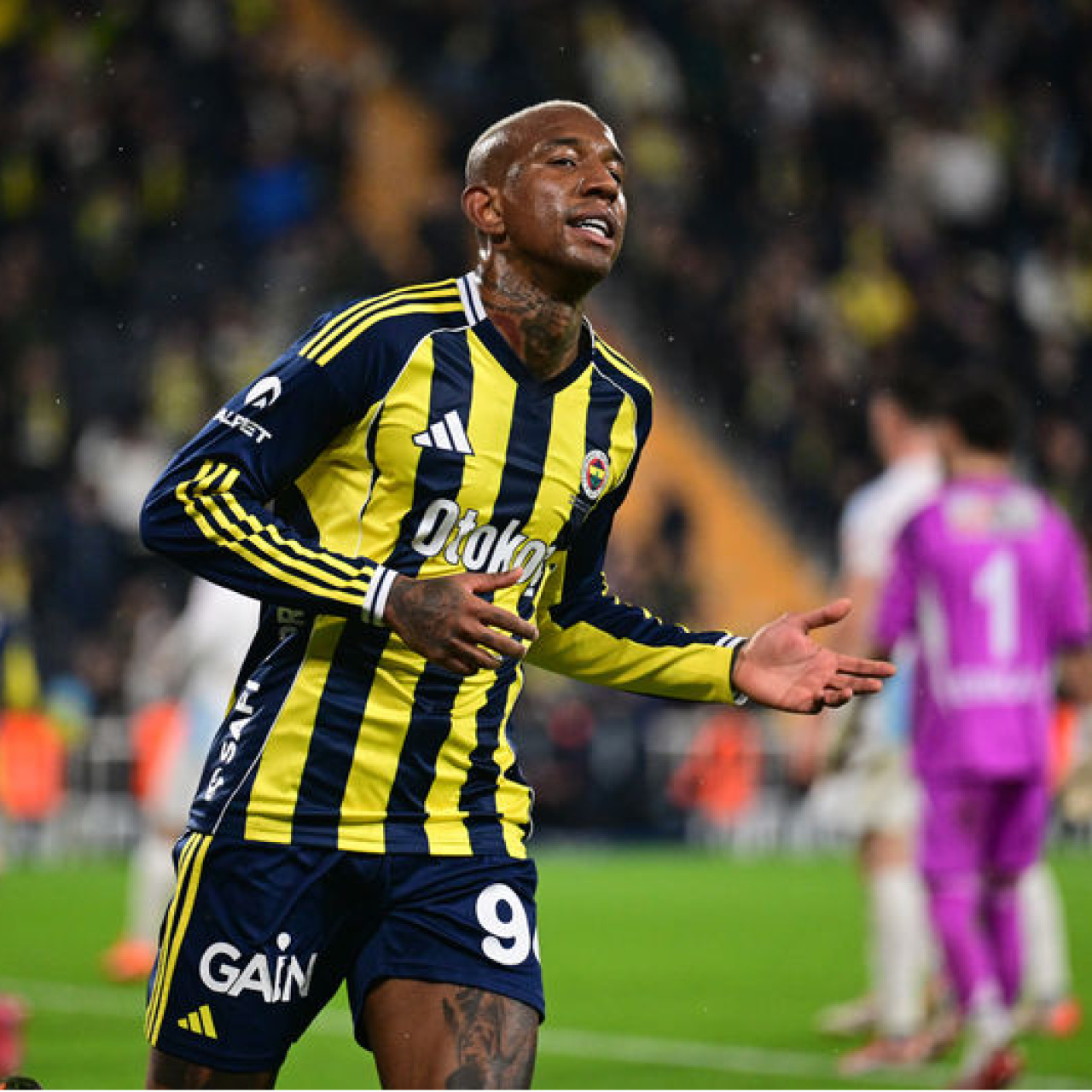 Anderson Talisca yeniden kadroda!