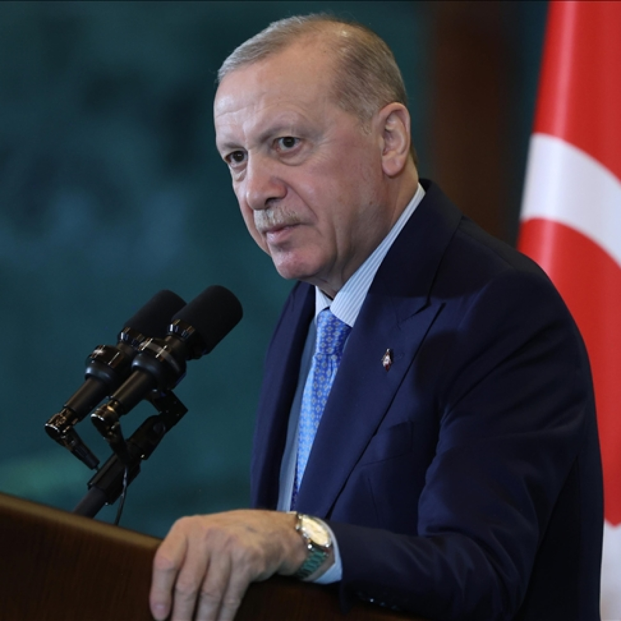 Teşkilatların bayramını kutladı