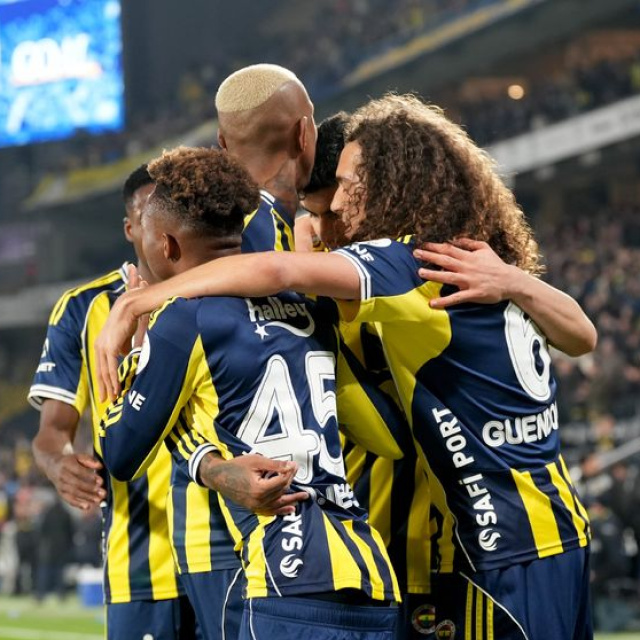 Fenerbahçe, milli araya galibiyetle girdi!