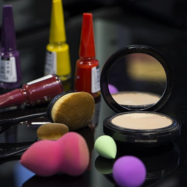 Gratis bayramda açık mı?