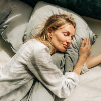 7 saat uyuyanla 9 saat uyuyan arasındaki fark ne?