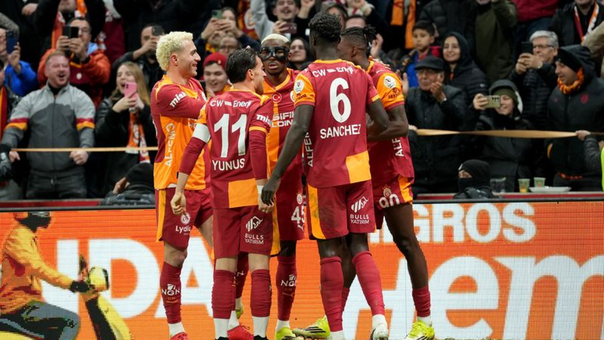 Galatasaray'ın Liverpool'u Elemesi Halinde Çeyrek Final Rakibi PSG Oldu