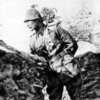 Atatürk, 18 Mart'ta denetime giderken bombardımana yakalanmış