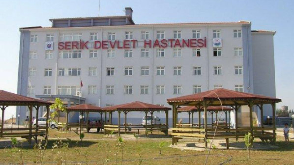 Doktor ve 3 hemşire darp edildi!