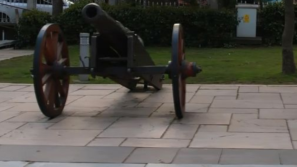 Ramazan topu yüzünde patladı!