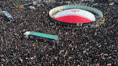 İran'da Laricani için cenaze töreni düzenlendi