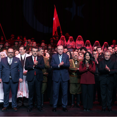 'Şüheda 1915' tiyatro oyunu sahnelendi