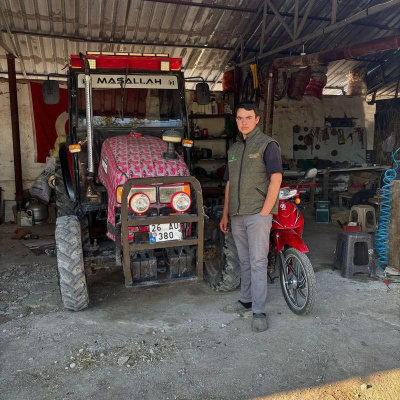 Traktör yıkarken 17 yaşındaki çocuk öldü